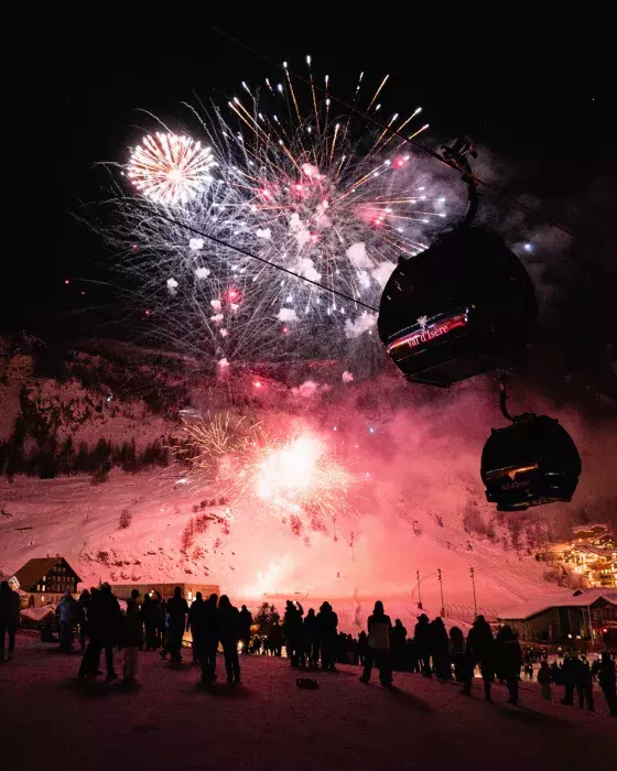 Descente_aux_flambeaux-5106-Val_d_Isere_Tourisme_-_Yann_Allegre